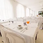 Paviljoni Slaven Hotel