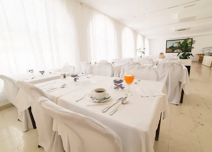 Paviljoni Slaven Hotel